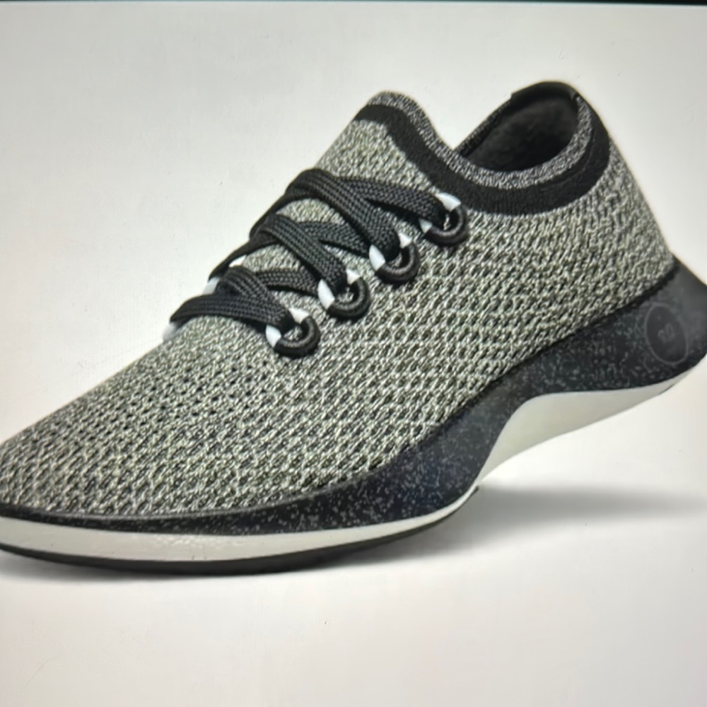 Allbirds Women’s Tree Dasher 1 Sneakers. Size 7.5